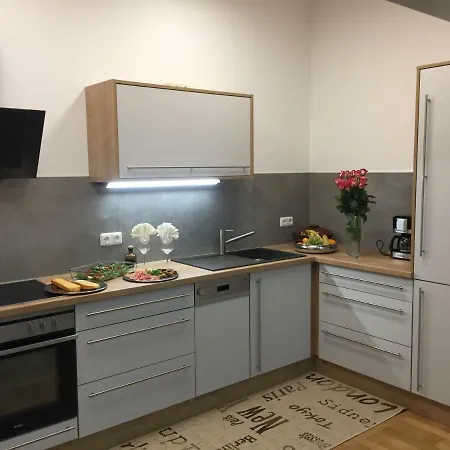 Ferienwohnung An Der Cyriaksburg Apartment Erfurt
