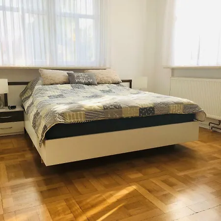 Ferienwohnung An Der Cyriaksburg Apartment